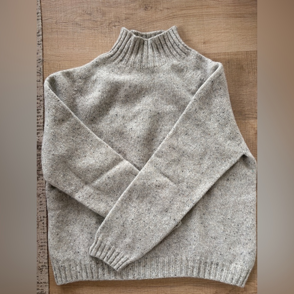 Gillian Steven’s Dean pullover - Picture 2 of 3